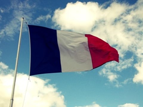 Paris artist becomes symbol of tolerance after attack for graffiti art