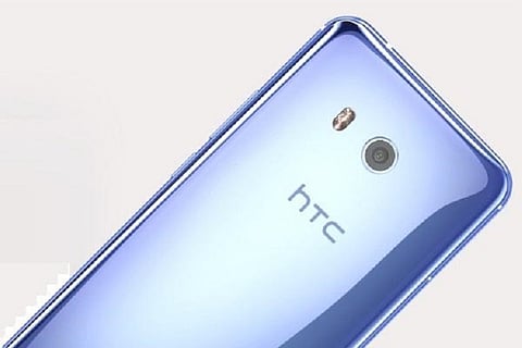 With falling revenues, smartphone maker HTC to slash 1,500 jobs in Taiwan