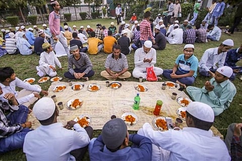 These two Hyderabad NGOs have been providing iftar to prison inmates for two decades