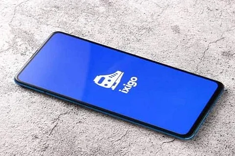 ixigo app on phone