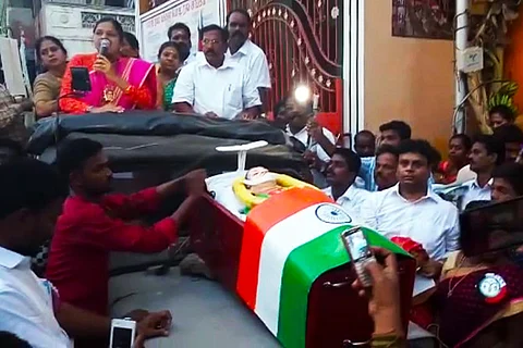 TN bypolls just got disgusting: OPS camp parades fake Jaya body and coffin at campaign