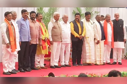 Karnataka cabinet expansion: 10 turncoat MLAs take oath as ministers