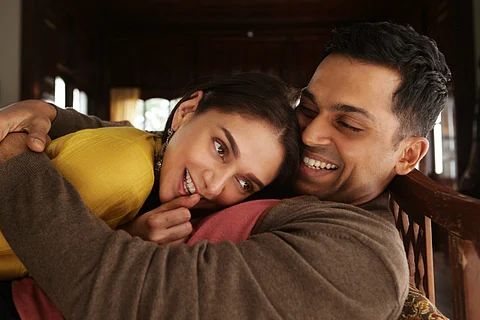 Exclusive: 'Kaatru Veliyidai' is an intense film, don't expect another 'Alaipayuthey', say lead pair Karthi and Aditi