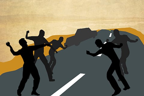 2 Kashmiris attacked in Bengaluru for not speaking Kannada? J&K CM demands action