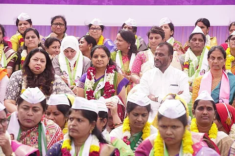 Telangana MLC Kavitha leads protest in Delhi for Women's Reservation Bill