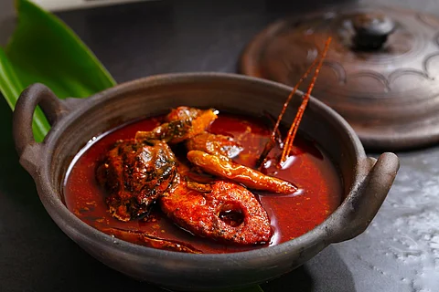 Kudampuliyitta fish curry / Kappa Chakka Kandhari