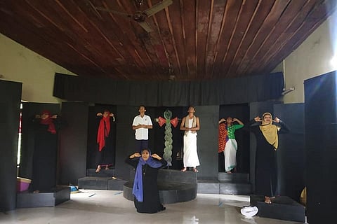 Following protests by Muslim groups, Kozhikode school withdraws students play