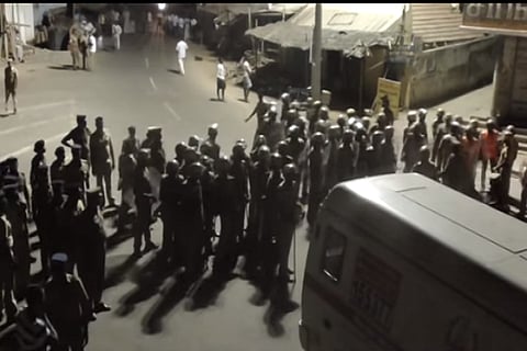 Video: Protesters lathi-charged in Udumalaipettai for protesting hacking of Dalit man