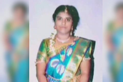 Villagers in Kurnool deny cremation ground to a pregnant woman due to superstitious belief