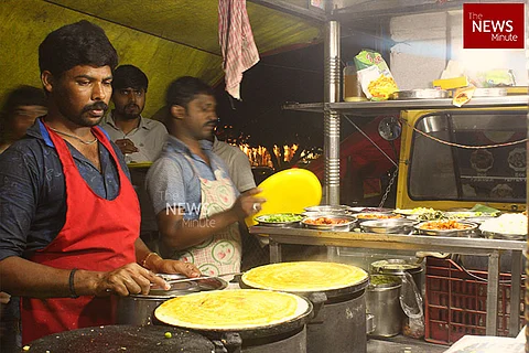 At the mercy of police: Why delayed enforcement of rules is hurting K’taka street vendors