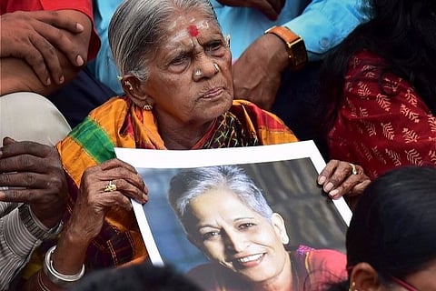 In death as in life, Gauri Lankesh the rationalist: Funeral conducted without religious rites