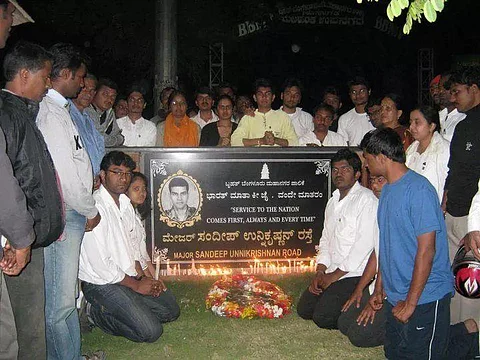 Major Sandeep Unnikrishnan’s plaque in B’luru hit by truck, not damaged by miscreants