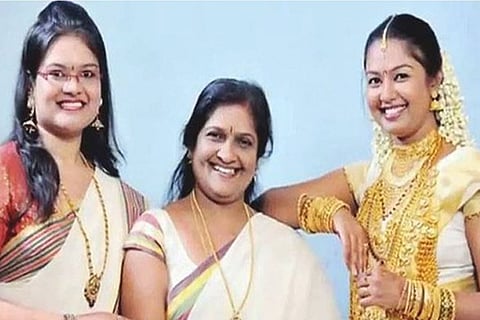 This Kerala TV actor had a fake currency printing press in her house