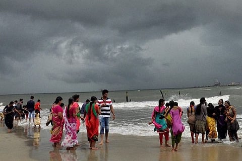 Monsoon likely to hit Kerala on Tuesday, says MeT department