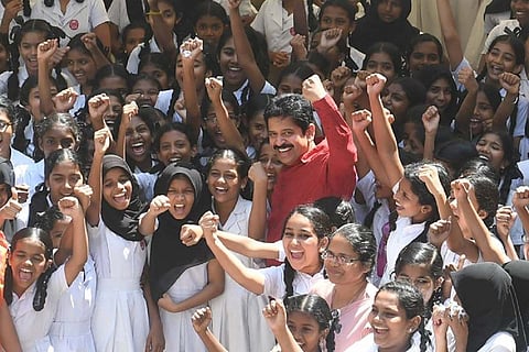 Gopinath Muthukad with children