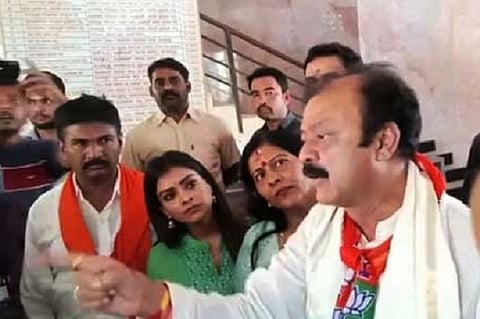 R Pete MLA Narayan Gowda