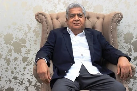 Producer Narayandas elected as president of Telugu Film Chamber of Commerce