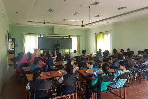 Protest vs protest: In Kerala Nehru college, teachers refuse to teach, students take classes