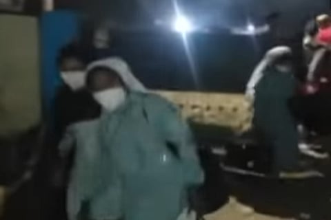 Nuns harassed in train