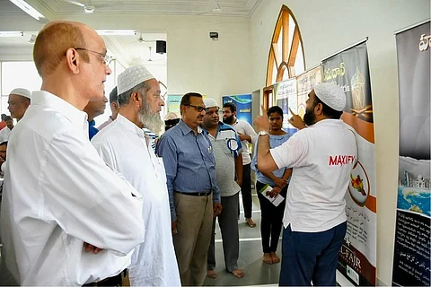 Hyderabad mosque welcomes non-Muslims to witness 'namaz'