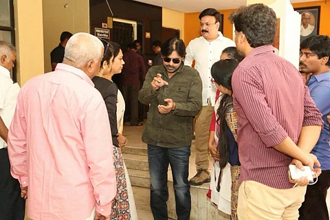 Sri Reddy row: Pawan Kalyan meets film artists, demands action from association