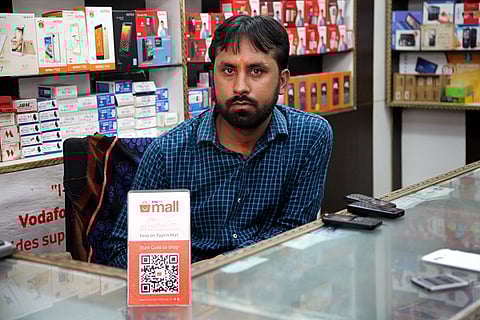 SoftBank in talks to lead Rs 3,000-crore funding round in Paytm Mall