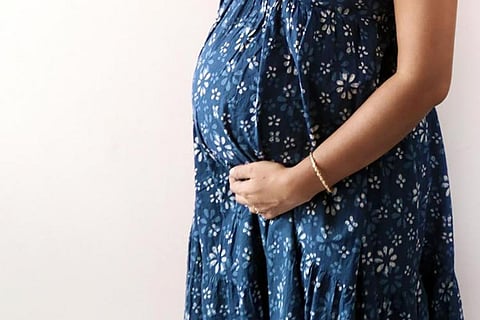 Representative image of a pregnant woman: Pregnant woman set on fire in Telangana, mother-in-law booked