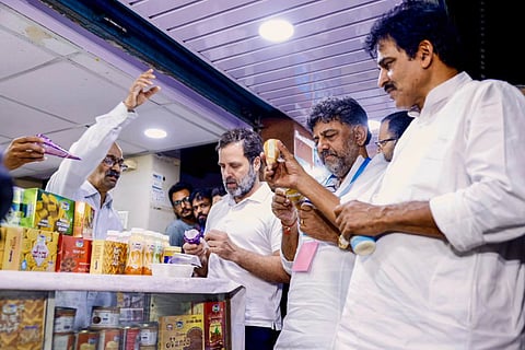 Rahul Gandhi and Nandini store in Bengaluru