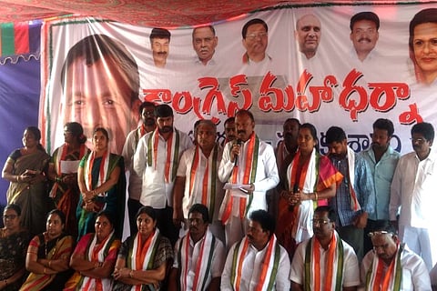 Vijayawada Cong threatens indefinite protest unless infra projects are completed soon
