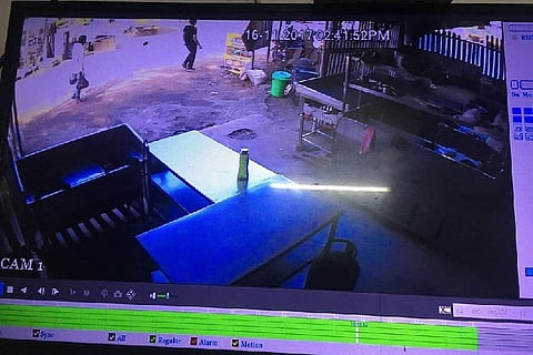 How to rob a jewellery store? In Chennai, thieves drilled a hole in the roof