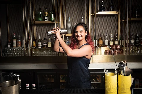 Meet Roxanne Read, South African mixologist who's inventing cocktails for Hyd pub