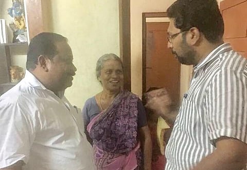 72-year-old Kerala woman manhandled by Congress worker over minor tiff;  MLA apologises