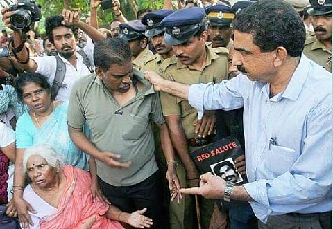 Controversy erupts after Kerala cop ‘misbehaves’ with slain maoist’s brother at funeral