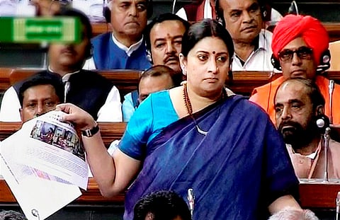பாராளுமன்றத்தில் ஸ்மிருதி பேசிய வீடியோவின் தமிழ் டப்பிங் வீடியோ வைரலாகிறது.