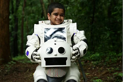 Meet Sooraj Thelakkad, who played the adorable robot in ‘Android Kunjappan Ver 5.25’