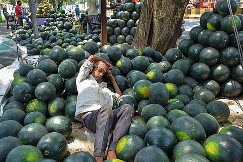 Above average temperatures, heat waves till June, warns Met