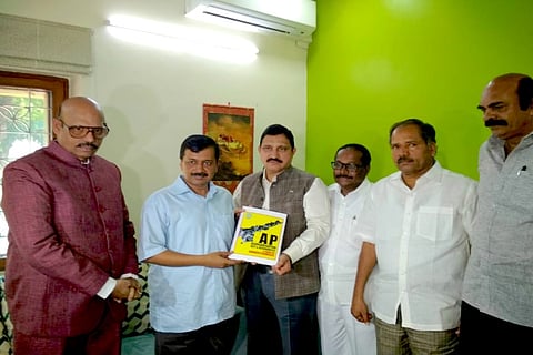 TDP leaders meet Arvind Kejriwal, seek support for fight against BJP