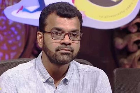 Comedian Thaadi Balaji’s wife files police complaint against him for harassment