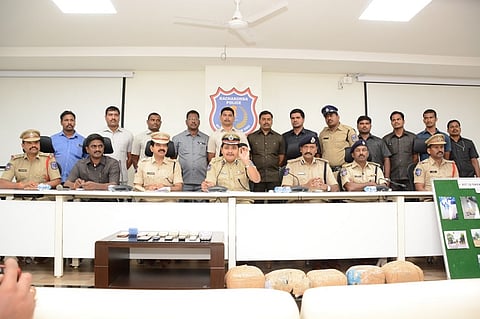 Hyderabad cops bust interstate gang of thieves, recover Rs 4.1 lakh in cash