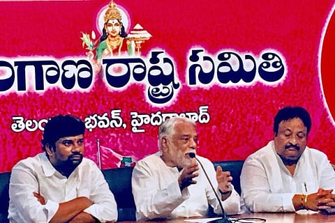 Telangana leaders to donate one month's salary to flood-hit Kerala