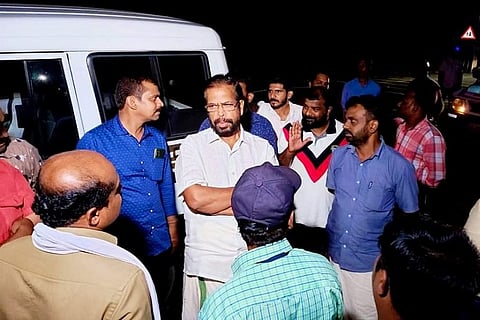 Thiruvananthapuram Mayor leads inspection squad to check garbage dumping at night