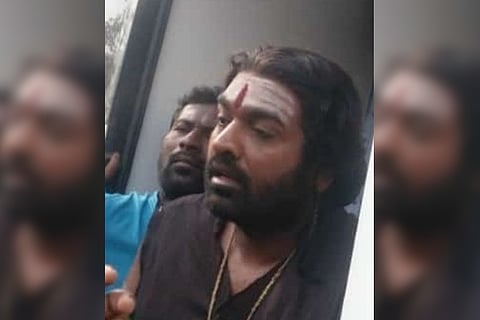 Vijay Sethupathi’s look in ‘Sye Raa’ leaked?