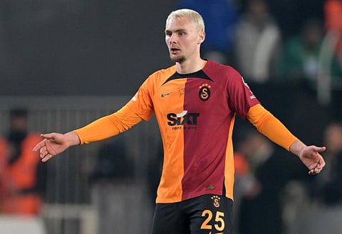 Galatasaray to listen to offers for Victor Nelsson in January, Tottenham interested - report