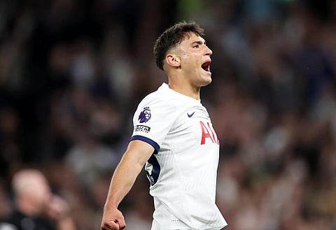 Tottenham forward Alejo Véliz could be sent out on a season-long loan