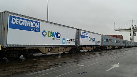 Damco Begins New Weekly East-West Rail Service