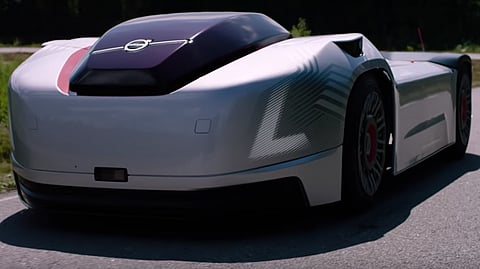 Watch: Volvo Releases Autonomous Trucking Solution