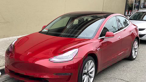 Tesla Wows Investors with a Landmark Quarter