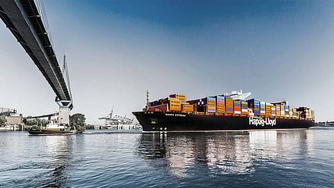 Fire Hits Hapag Lloyd Containership Off the Canadian Coast