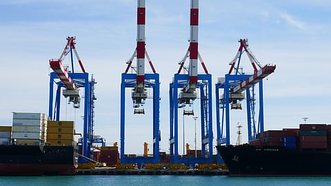 ONE & PSA Shatter Port Productivity Record