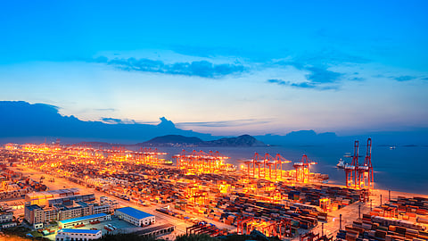 Shanghai Smashes World’s Busiest Port Record